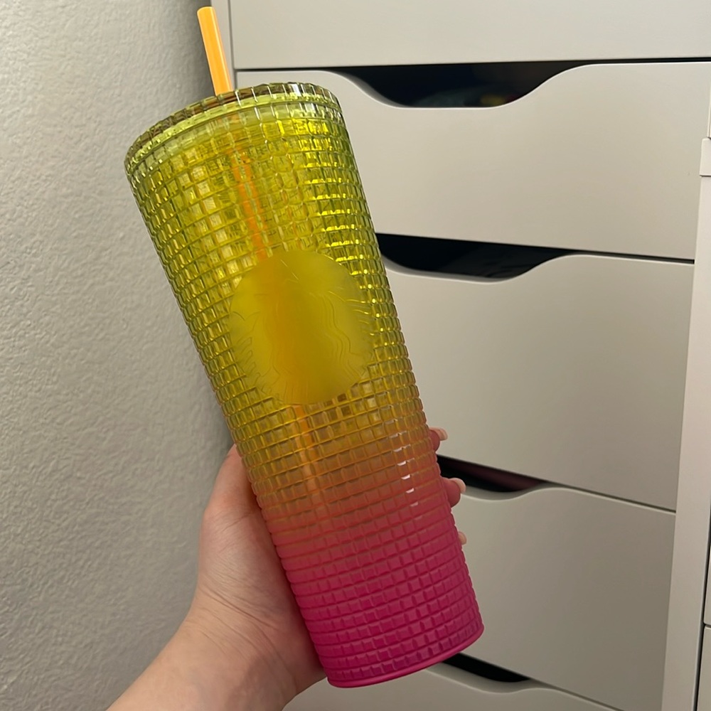 Starbucks cup summer 2022